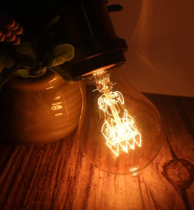 Loft Vintage Edison Bulbs ST64 G95 G80 E27 Incanscent Light Bulbs 40W 110V 220V Filament Bulb Edison LED Pendant Lamps