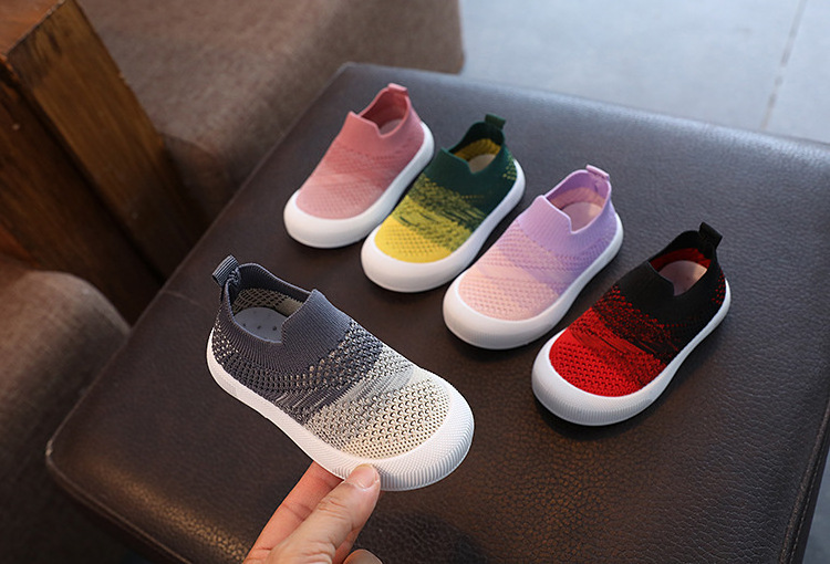 New Arrival Factory Fashion Rubber Soles Kids Shoes Solid Color Socks Cotton Warm Non-slip Woven Baby Boy Flying Woven Shoes