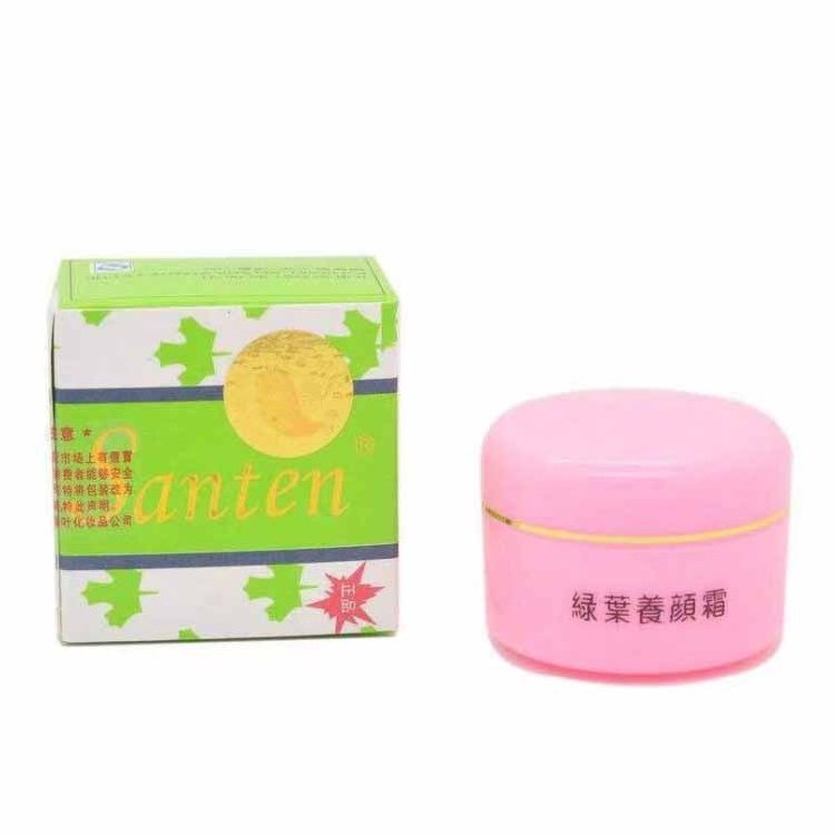 Customize  Day and Night Cream Set Papaya Whitening Anti Freckle Improve Dark Skin Lightening Face Skin Care Whitening Cream