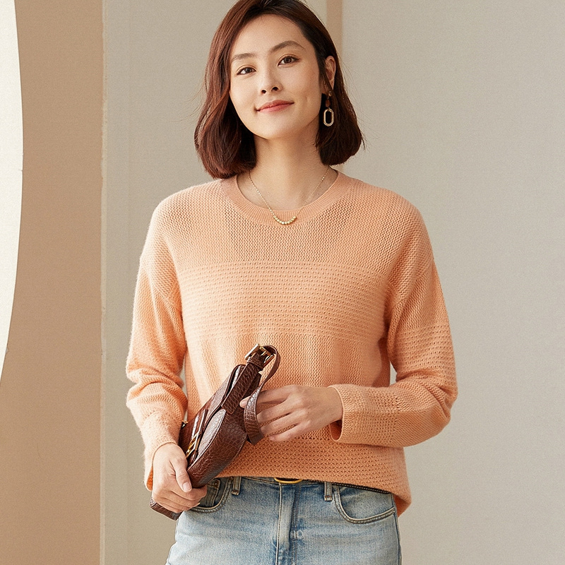 2024 hot selling women's clothing hollow breathable round neck cashmere knitted sweater crochet women tops