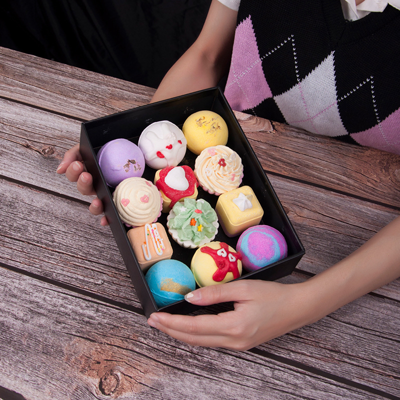 Customized Luxury Bath Fizzy Bubble Handmade Bath Bombs Low MOQ For Kids Organic Vegan Ice Cream Cupcake Bath Bomb Set