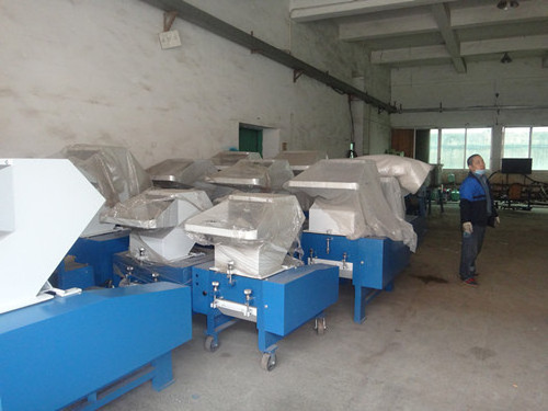 industrial plastic recycling machine paper shredder for sale