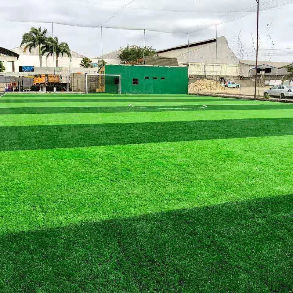 Artificial grass synthetic Black rubber granules synthetic infilling for football court