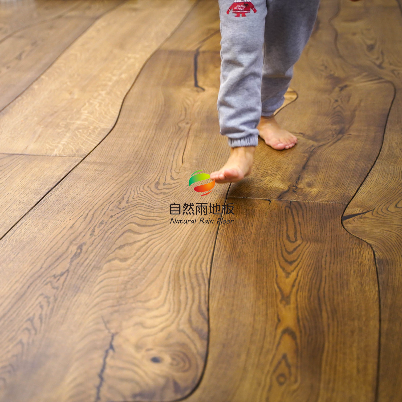 15/3mm Amazing Design Wire Brushed Oiled Oak Wooden Plank Floors Curved And Straight Engineered Wood Floors