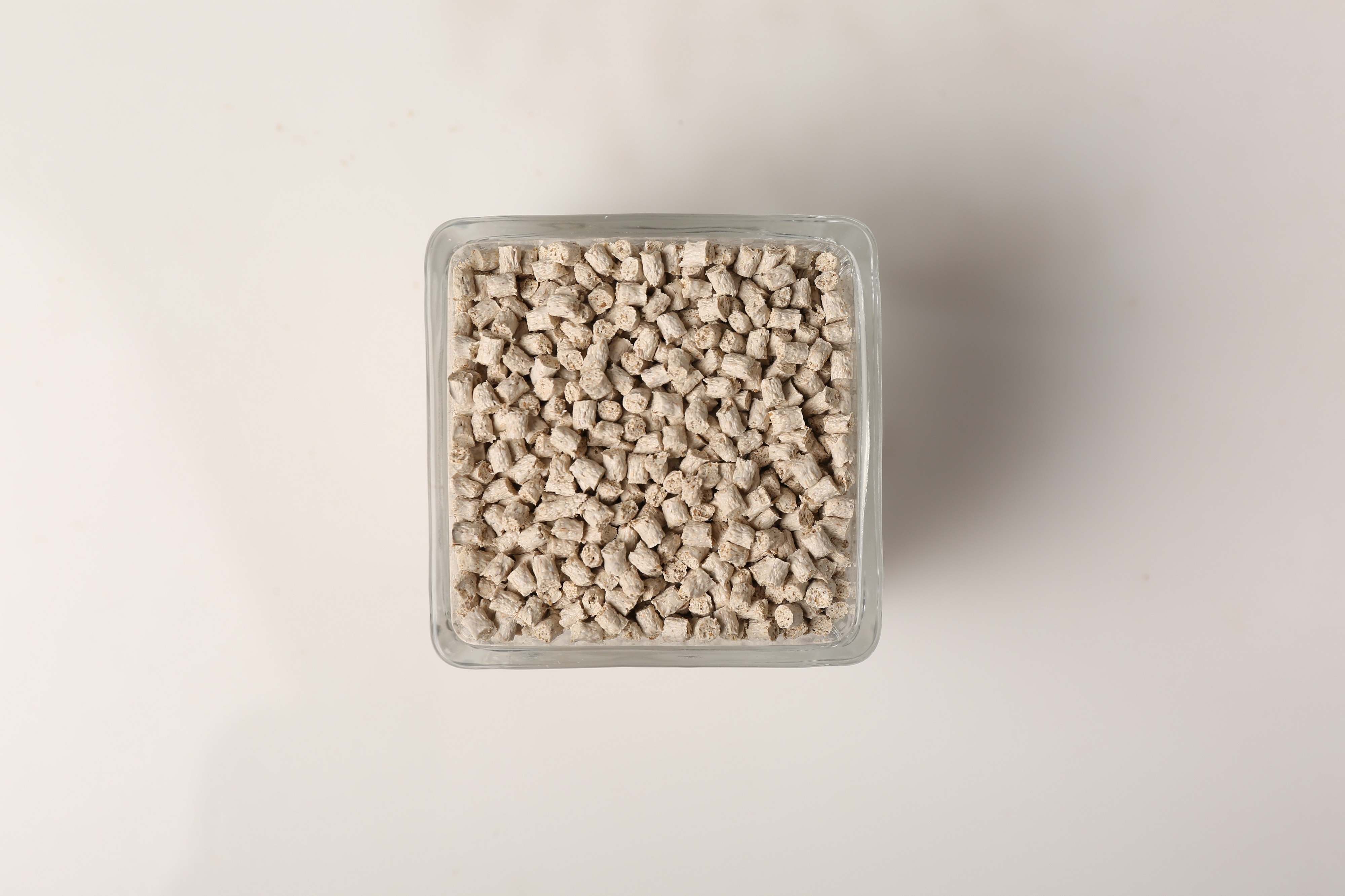 30 w.-% wheat straw PP durable compound, odour free stabilized plastic pellet other plastic raw materials