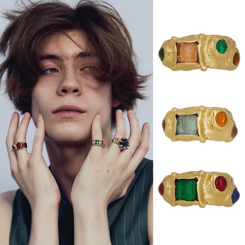 Medieval Inlaid Ruby Emerald Ring European And American Retro Romantic Colorful  Zircon 18k Gold Plated Brass Ring Jewelry