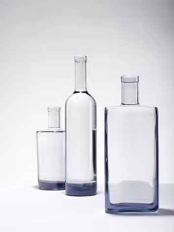 spot goods 500ml 700ml  750ml  super flint transparent  whisky vodka gin tequila empty glass bottle