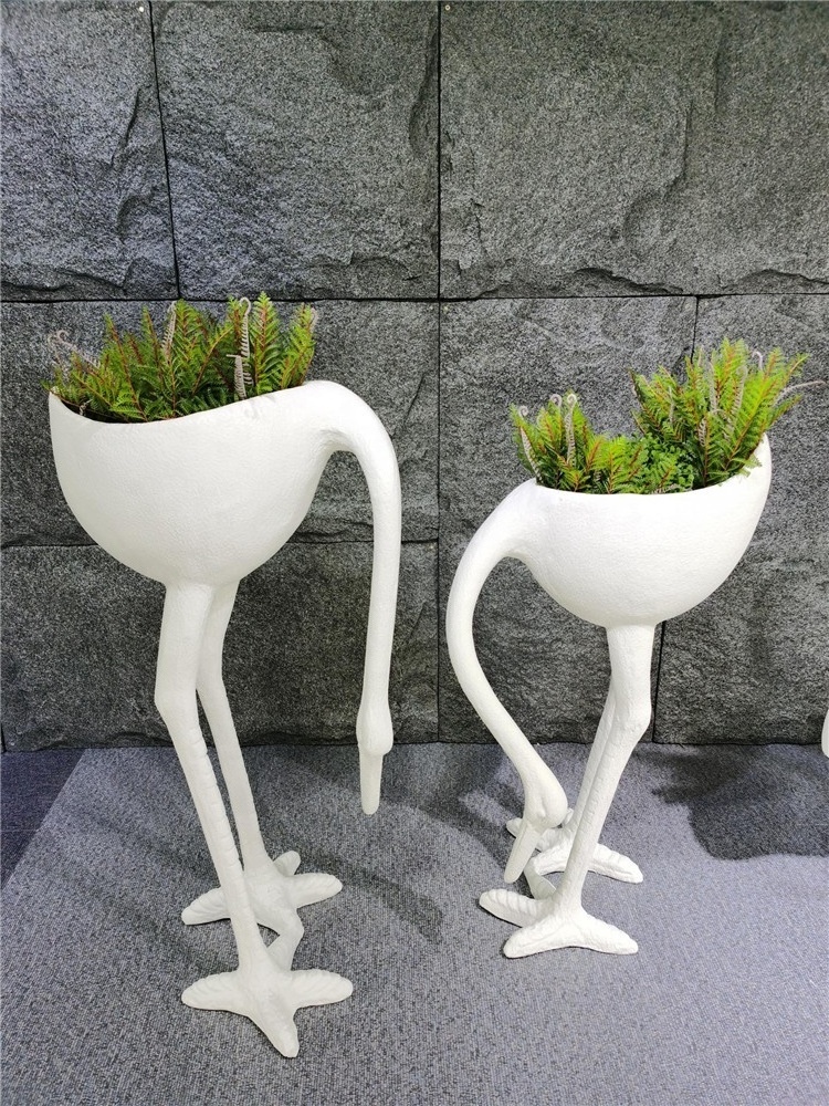 Nordic Animal Planters Large Outdoor Indoor Flower Pot Fiberglass Garden Plant Pots For Hotel Restaurant Decor