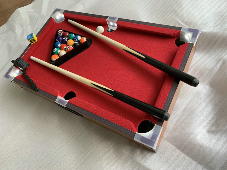 wholesale custom snooker Billiard tables Game Pool Table For kids and adults Snooker & Billiard Tables With LED Light