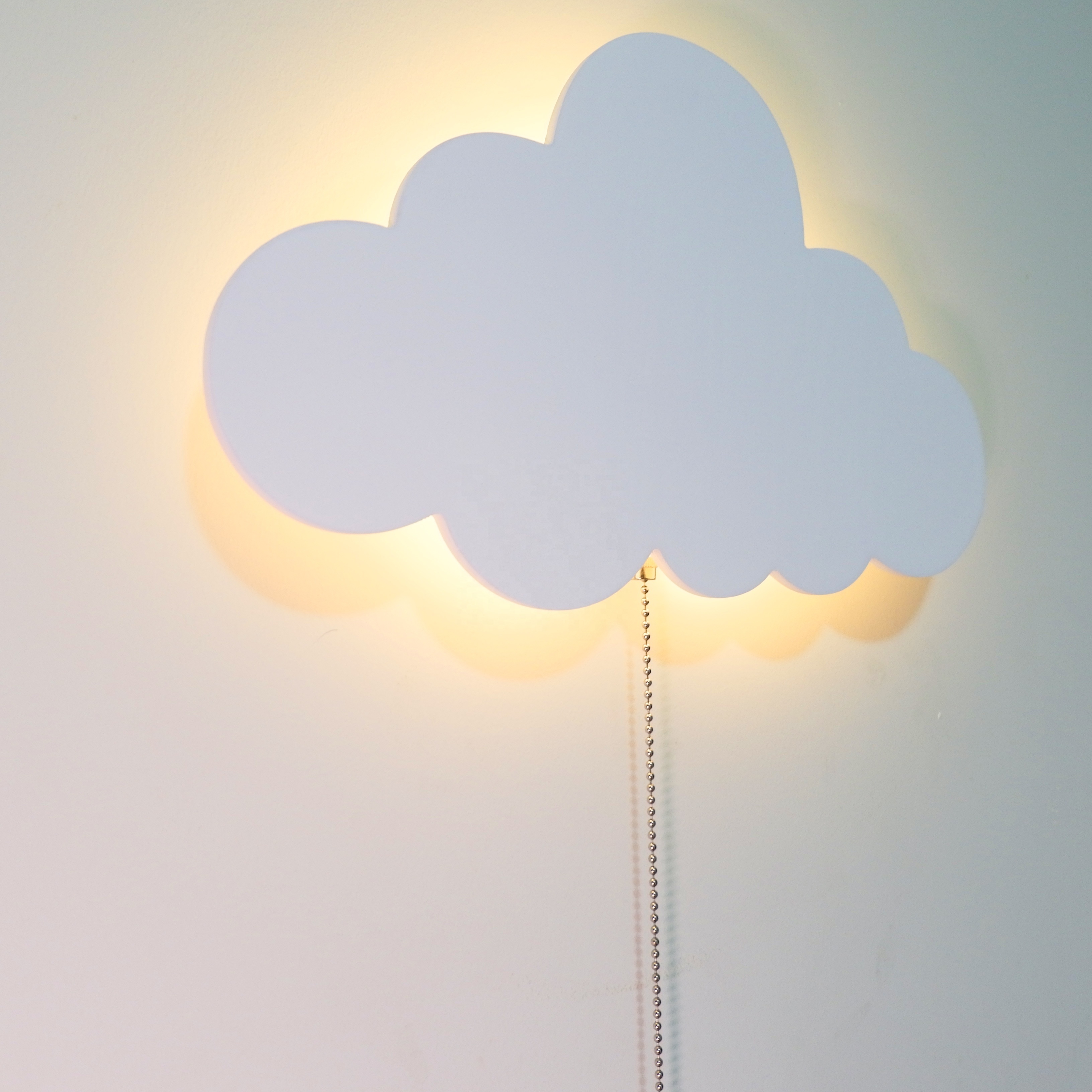 Hot White Cloud Wall Light For Kids Room Nursery Wall Decor With LED Light Battery Operated Pull Cord Custom Design Acceptable