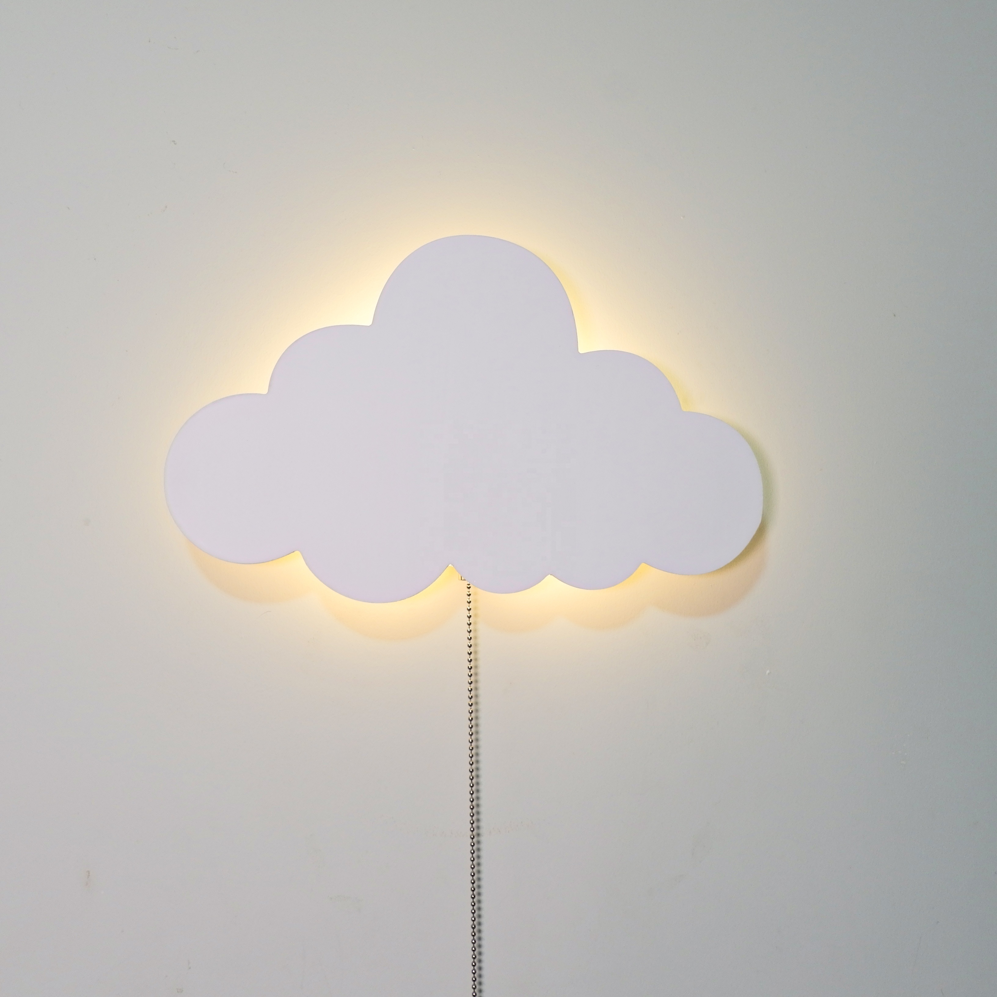 Hot White Cloud Wall Light For Kids Room Nursery Wall Decor With LED Light Battery Operated Pull Cord Custom Design Acceptable