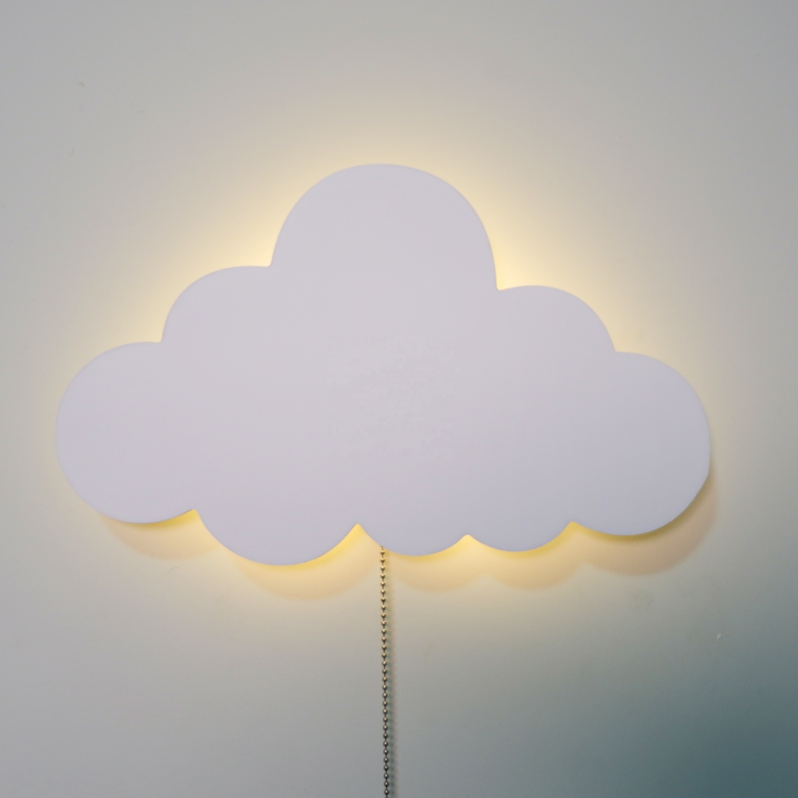 Hot White Cloud Wall Light For Kids Room Nursery Wall Decor With LED Light Battery Operated Pull Cord Custom Design Acceptable