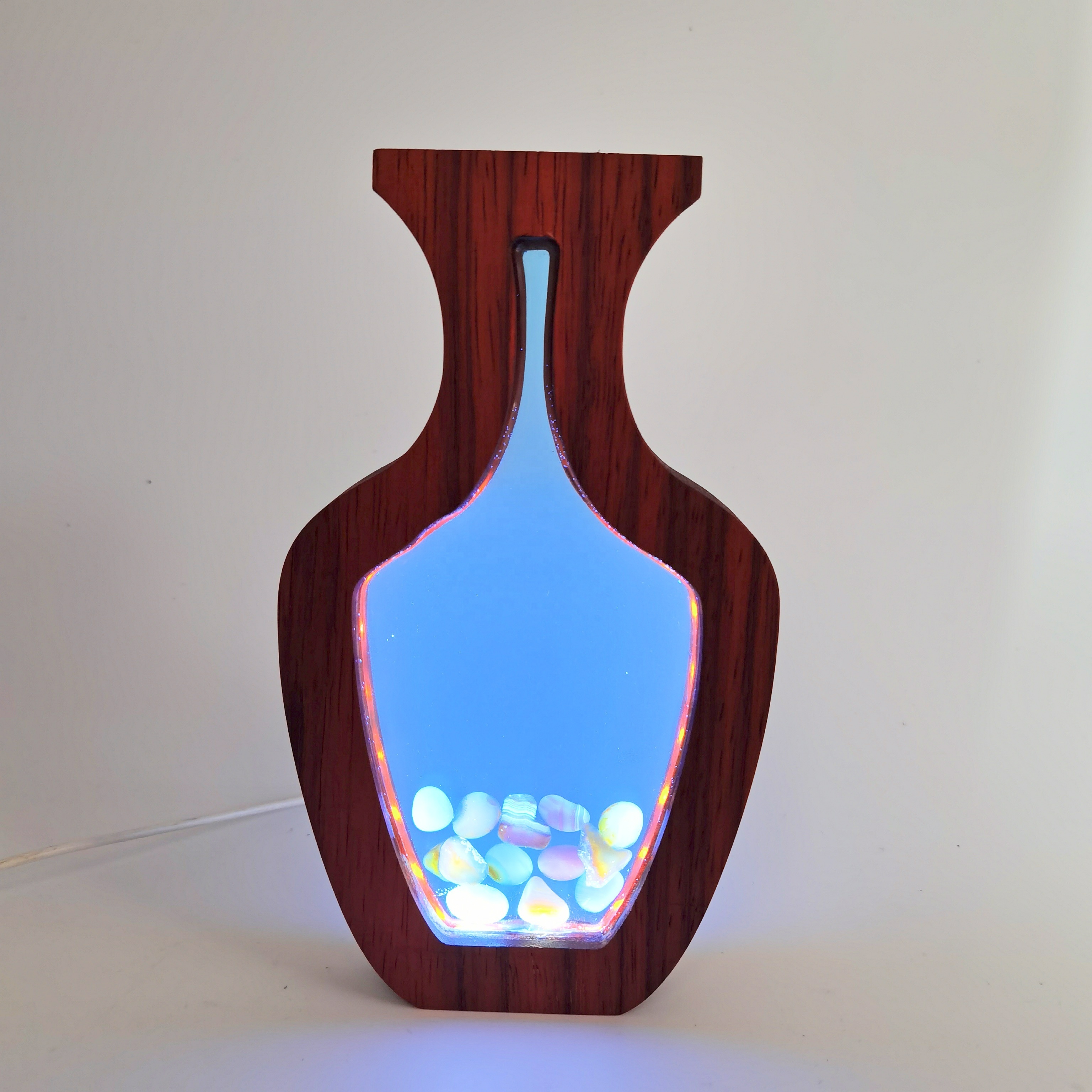 2022 New Arrival Decorative Wooden Table Lamp Epoxy Resin Wood Lamp Modern Luxury Wood Resin Lamp