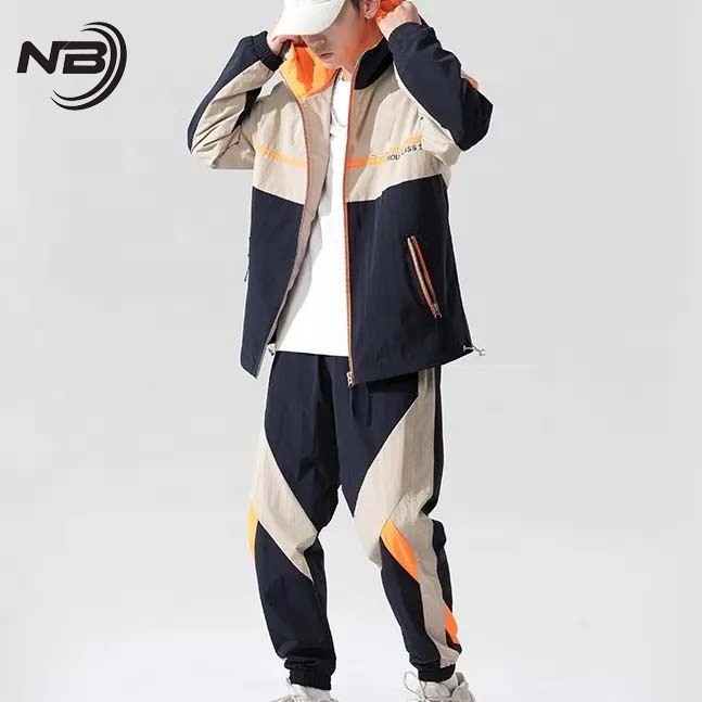 OEM Custom Logo Lightweight Windbreaker Parachute Tracksuit for Men High Quality Custom Design Zipper jogger set Tracksuit