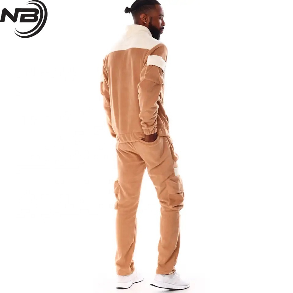 OEM New Design 2024 Cargo Style Funnel Neck Sweatsuit for Men Premium High Quality Custom Breathable 2 Piece Tracksuit