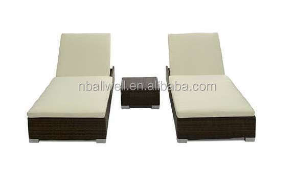 Yinzhou Living Best Sale Factory Directly Rattan Outdoor Furniture Sunbed