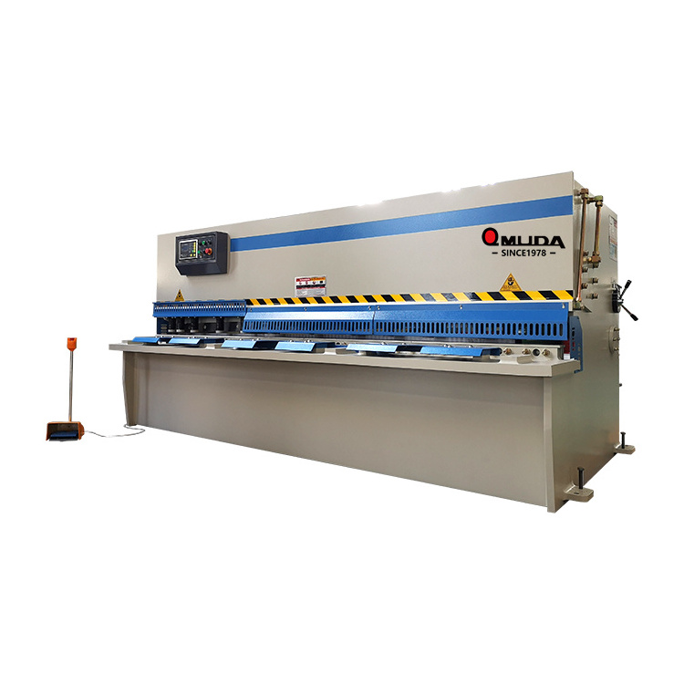 AMUDA 6X3200 Swing Beam Shearing Machine With MD11 Control System