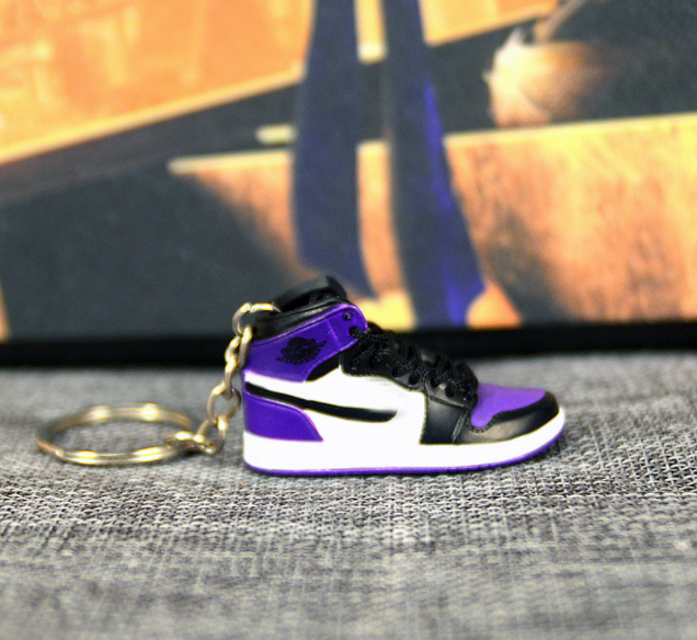 Wholesale Model Sneaker Jordaneliedlys Men Basketball 3D Mini Shoe Keychain