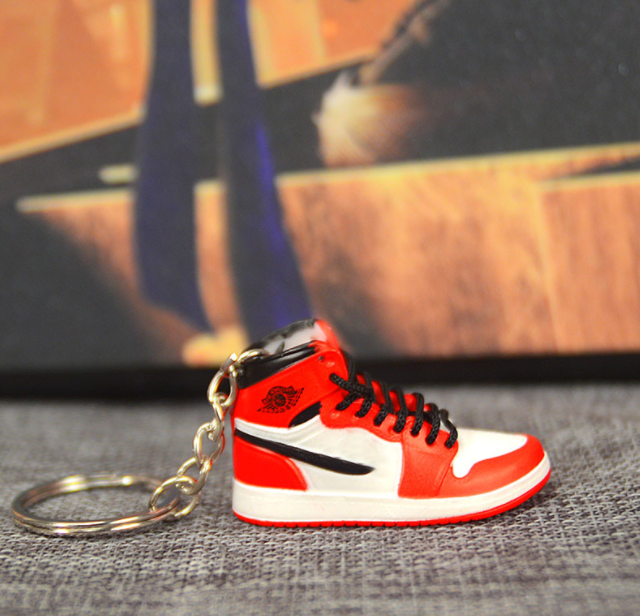 Wholesale Model Sneaker Jordaneliedlys Men Basketball 3D Mini Shoe Keychain