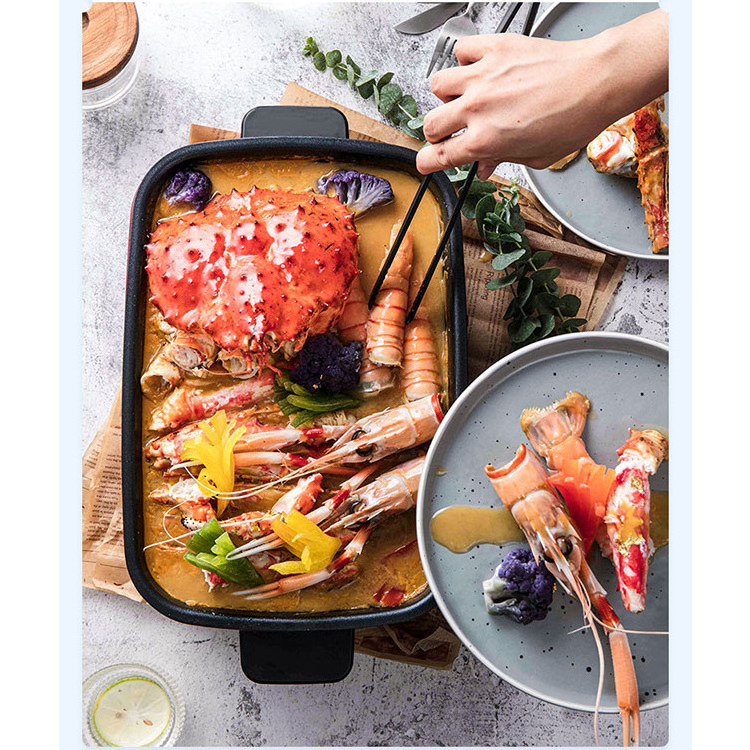 korean home Indoor table portable small 2.5 L 2 in 1 multi cooker non-stick electric BBQ Barbecue grill pan with hot pot