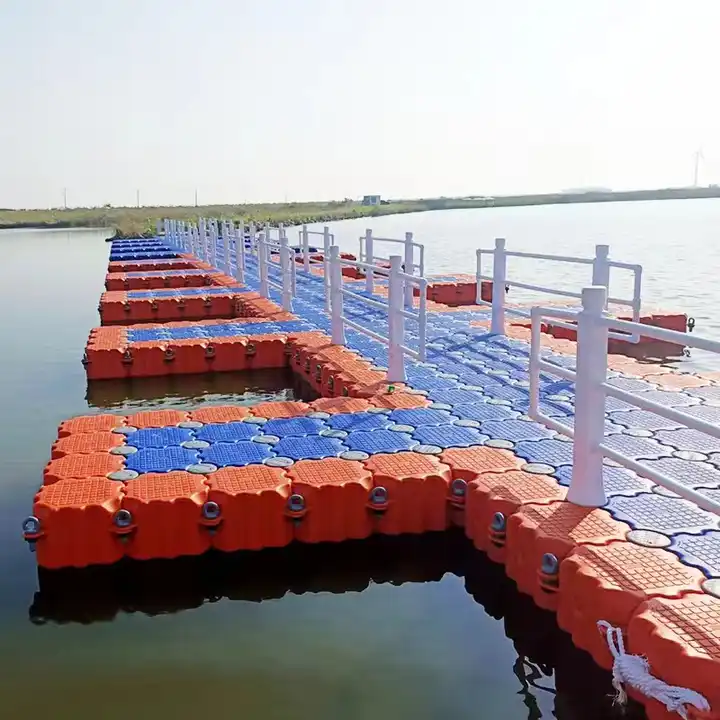 Floating platform floating tube floating dock  pontoon fishing platform farming  plastic water plank floating pontoon