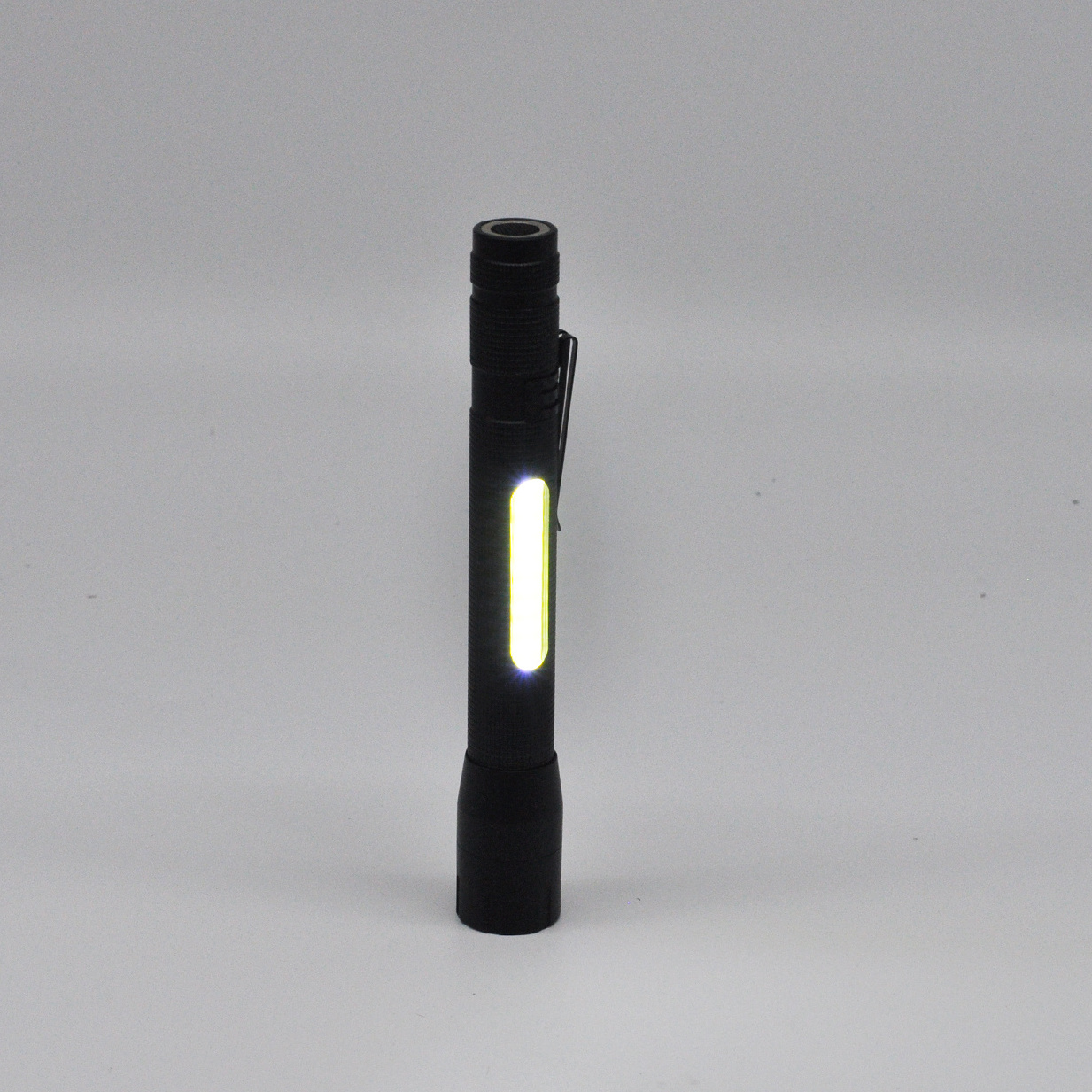 Aluminum Body COB LED Pocket Light Inspection AAA battery Operated Zoomable Pen Flashlight With Clip