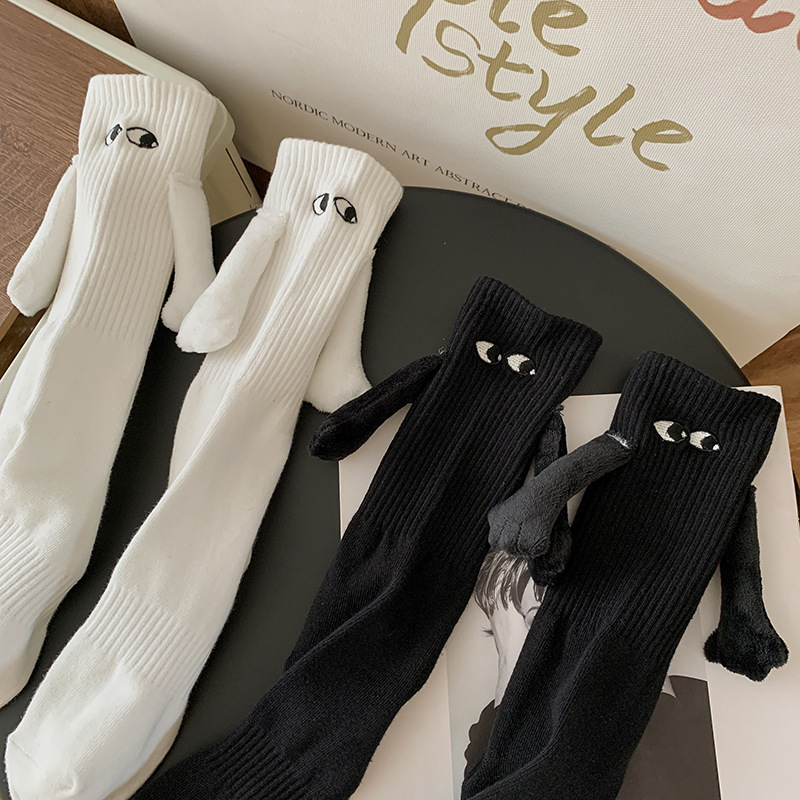 3D Couple Magnetic Suction Hand Holding Funny Socks Fashion Cotton Couple Socks Funny Hand In Hand Socks With Magnet