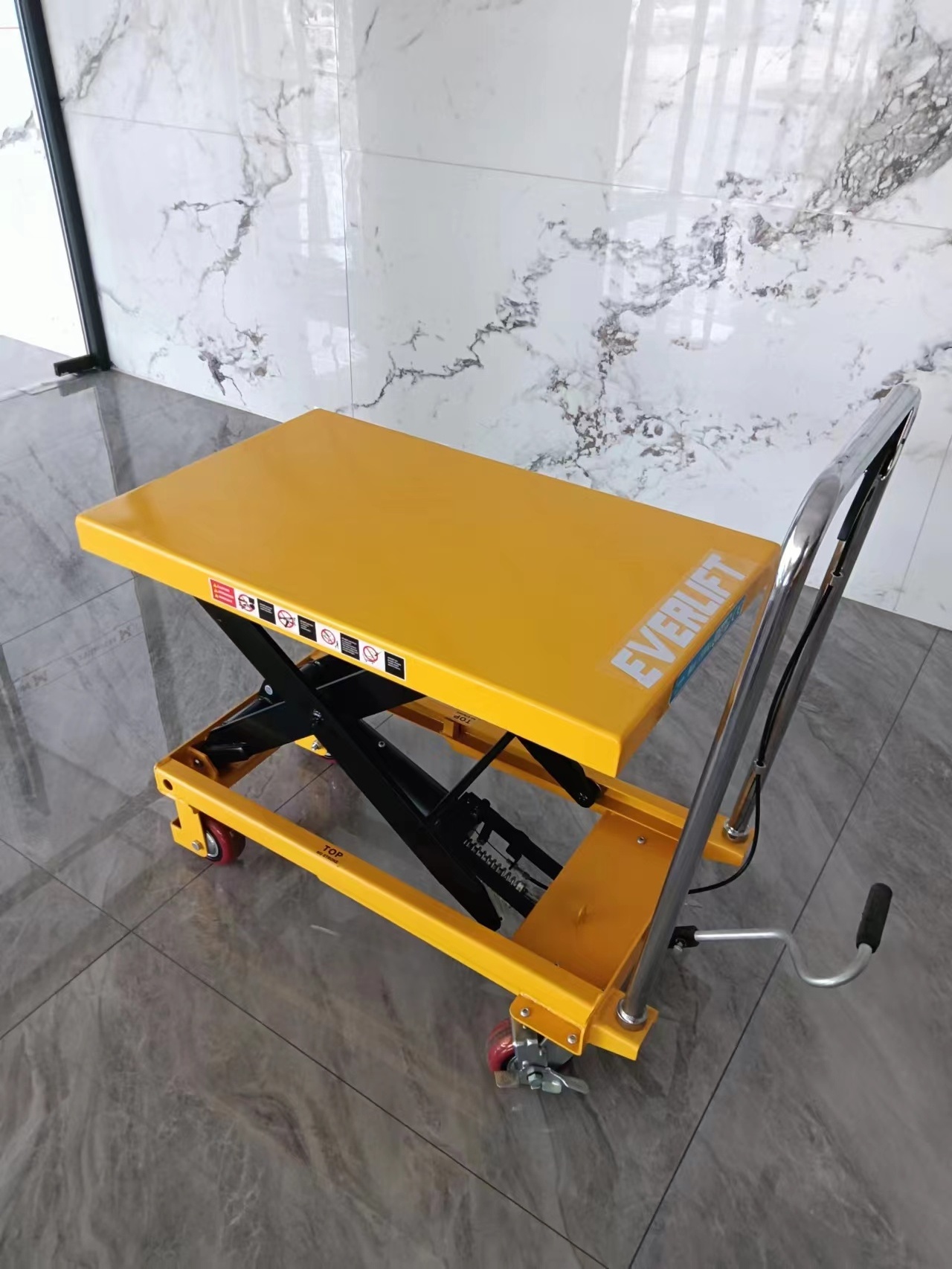 Factory offer price hydraulic platform lift table 150 kg 300 kg 500 kg 800 kg 1000 kg table truck