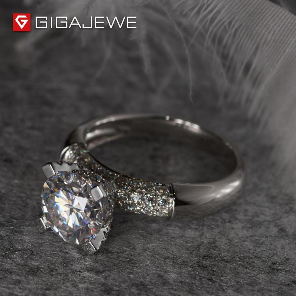 2.0Ct F color 18K Gold With side stone 1ct Engagement Ring, Moissanite  Unique Engagement Gemstone Multistone Ring