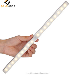 Battery powered LED Closet Light, 20-LED strip motion sensor night light