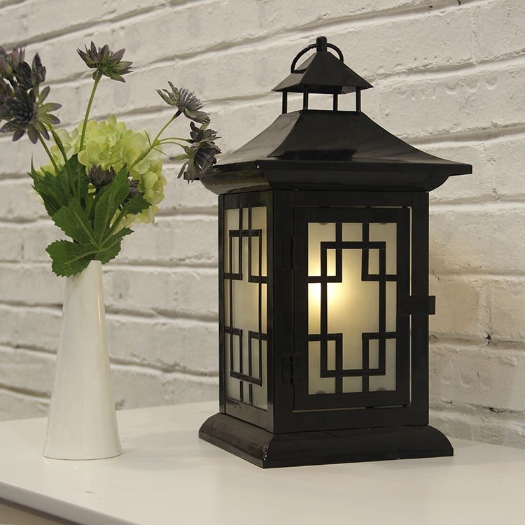 CANDLE LANTERN WITH GROUND GLASS, WITH ON/6H TIMER/OFF FUNCTION, BATTERY OPERATED, METAL