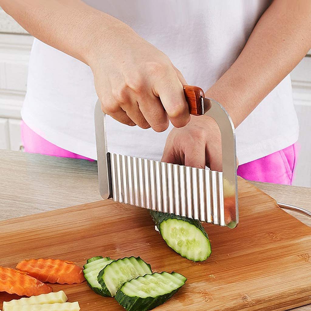 Potato Crinkle Cutter Tool,Stainless Steel Creative Wave Potato Cutting Tool,Wooden Handle Blade Kitchen Vegetable Strips Cutter