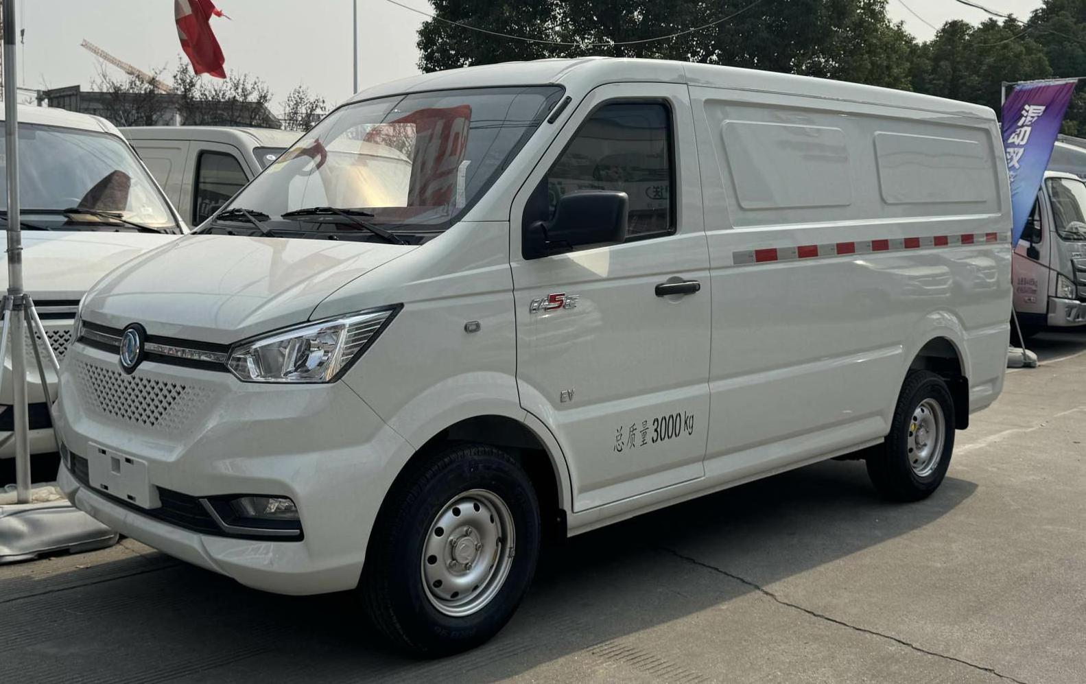 high speed electric ev  van truck transport cargo mini small van  DFAC DONGFENG