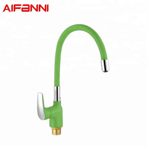 2020 Popular wholesale free standing single handle kitchen faucet,universal silicone hose