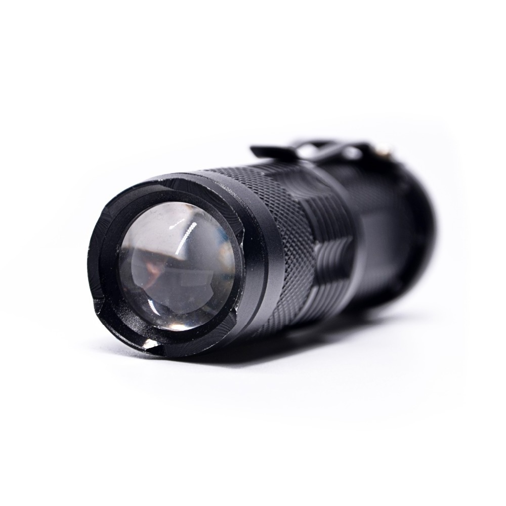 Low Price Super Bright Anti-Skidding Compact 3 Modes Tactical Mini Zoomable Super Bright LED Flashlight with Clip