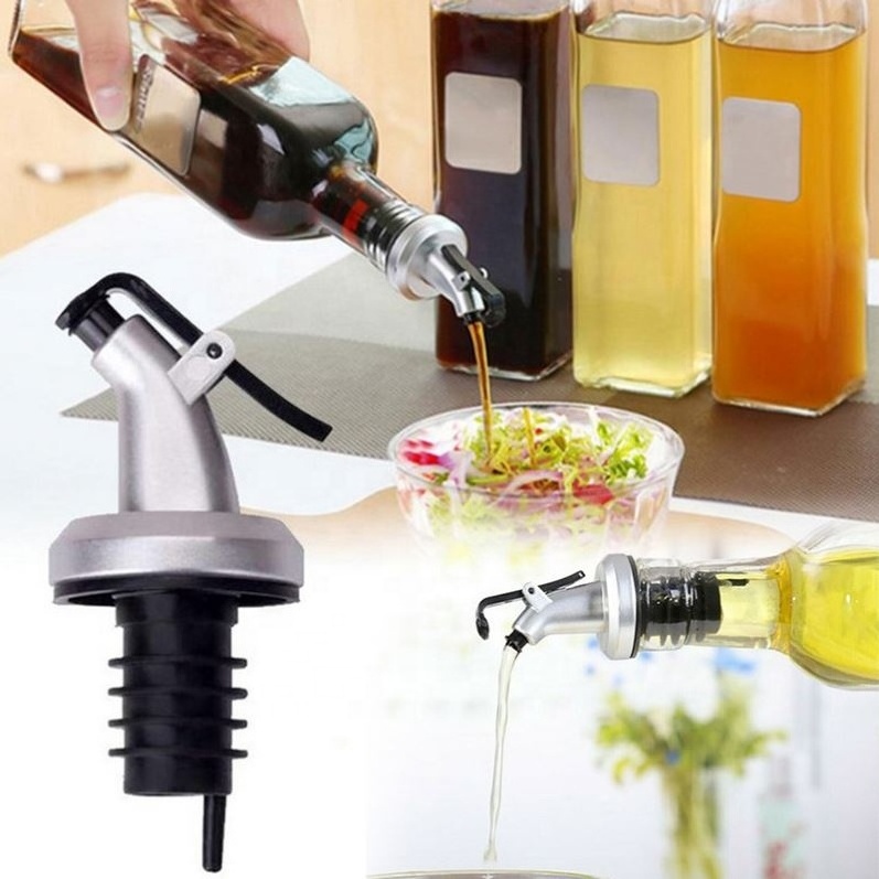 Nozzle Sprayer Vinegar Bottles Can ABS Lock Plug Seal Leak-proof Food Grade Plastic Olive Oil Sprayer  Liquor Dispenser