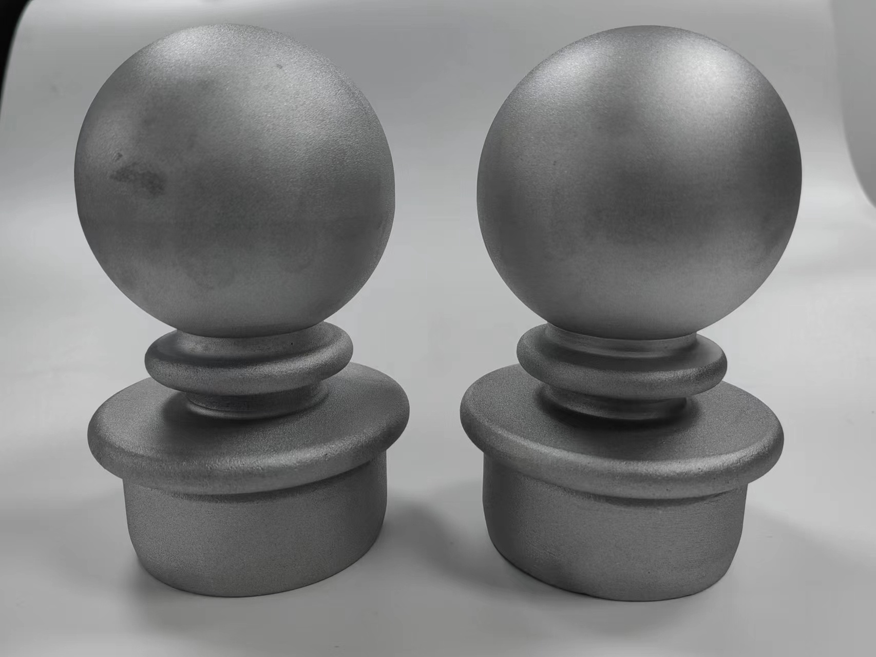 Chin OEM home decorators aluminium cast collection match ball curtain finial lift decorations