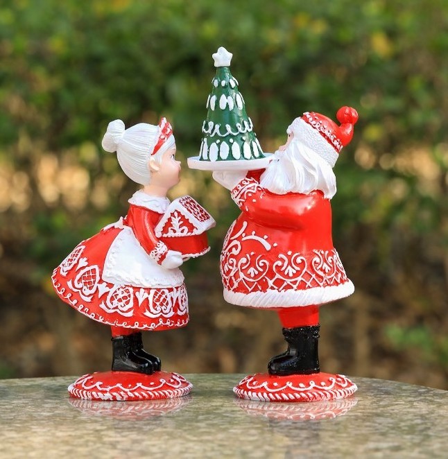 Outdoor Christmas gifts for couples resin handicrafts