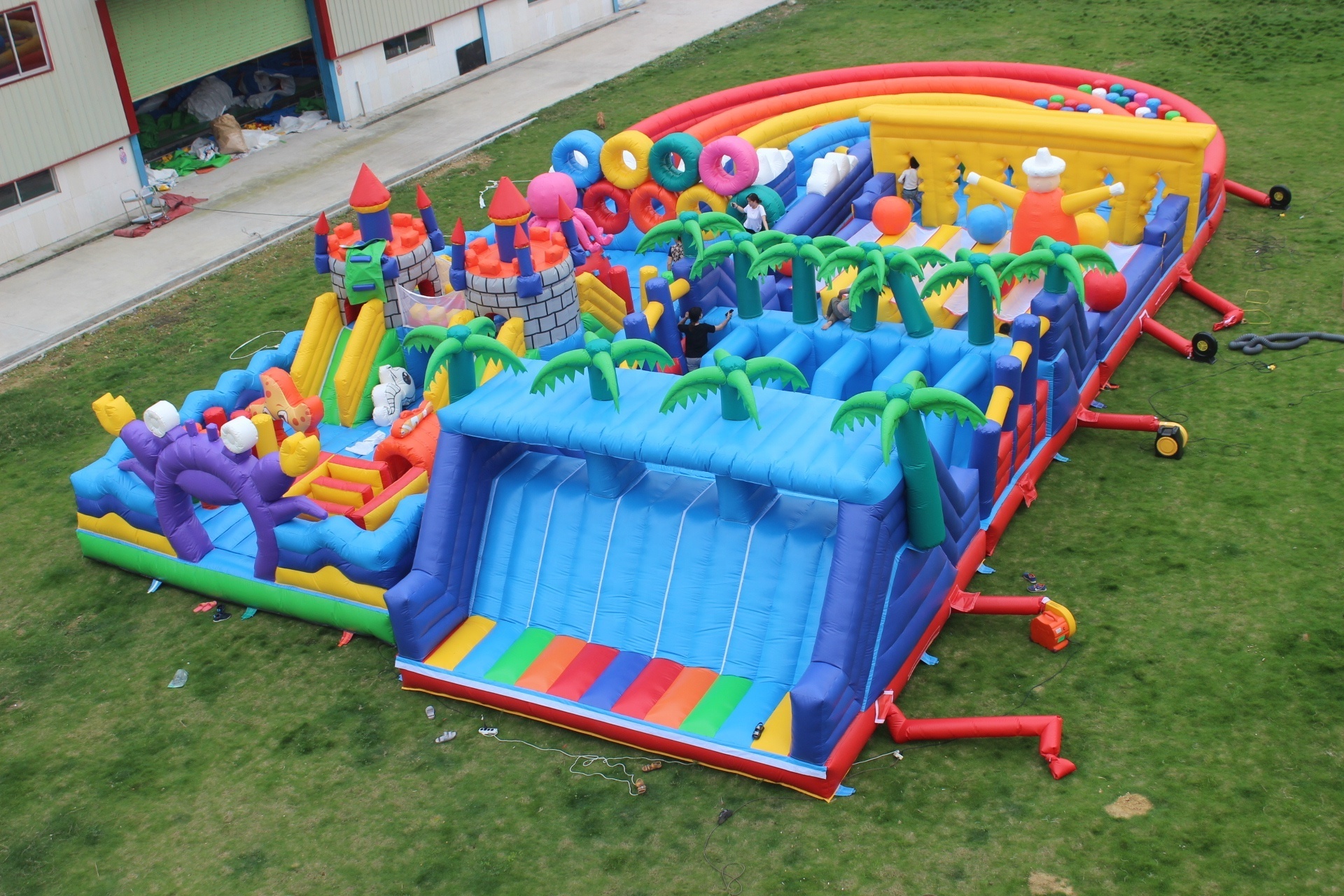 Giant Inflatable Outdoor Jumping Playground Inflatable Air Park Inflatable trampoline theme park