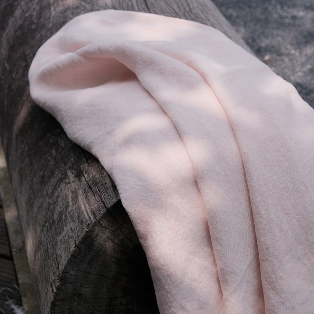 Linen throw blanket Crafted from 100% sustainably produced premium flax