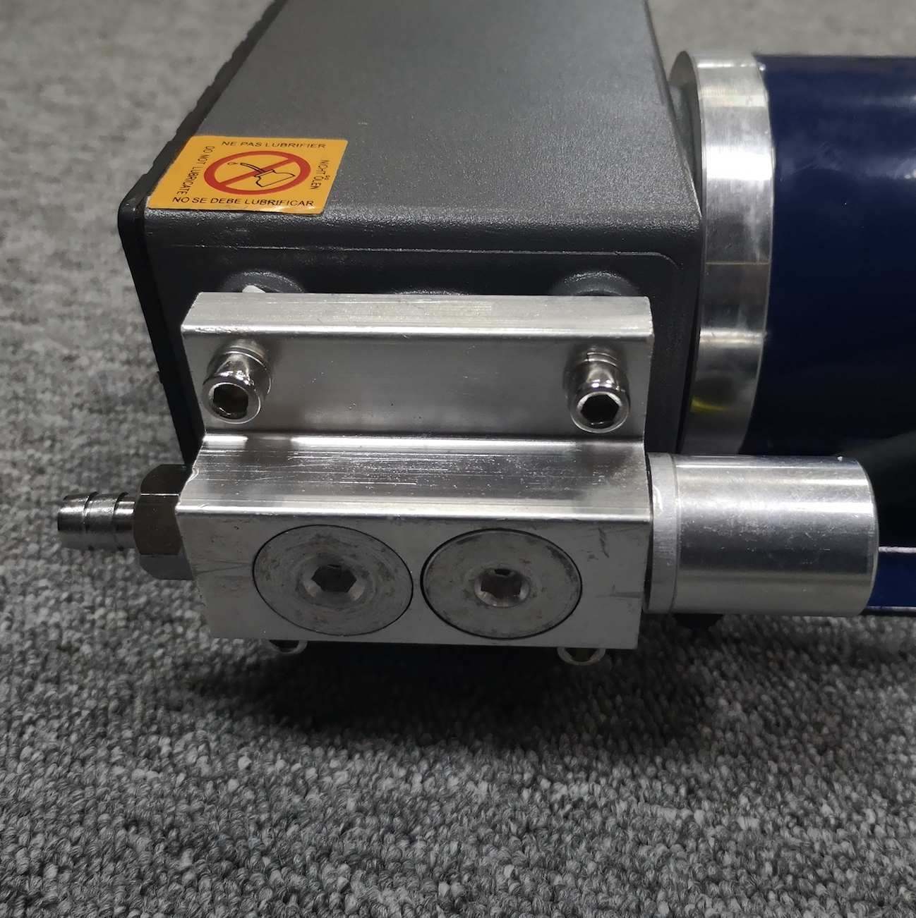 High quality 60 lpm brush pump mini dc piston vacuum pump DC 12 volt