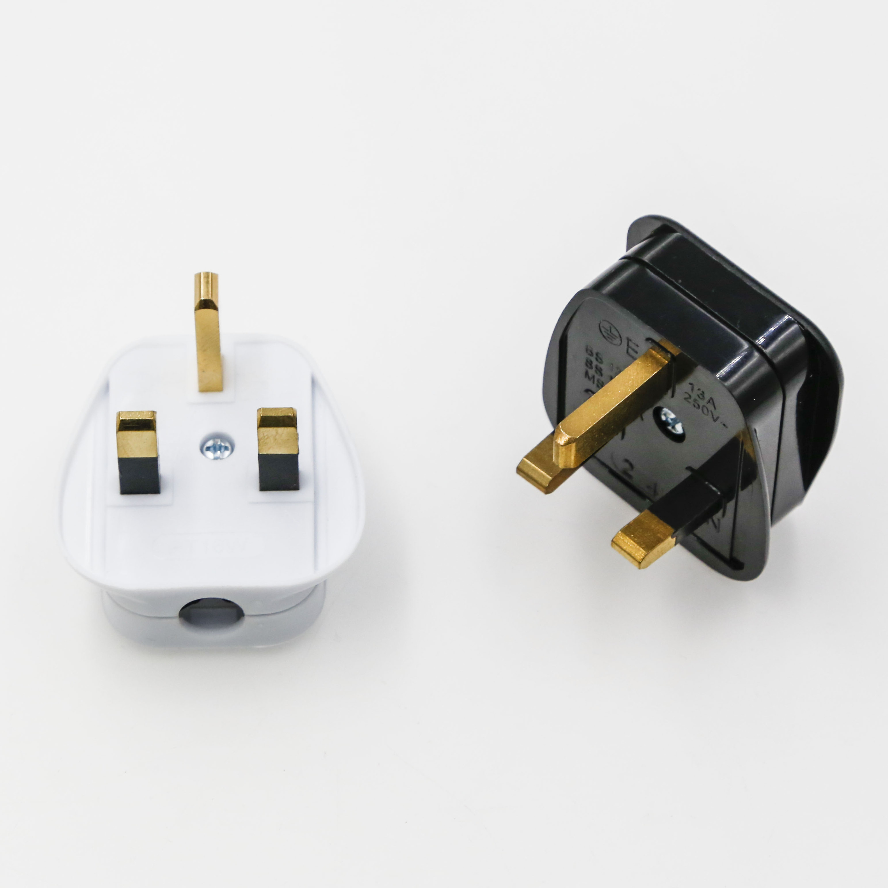 UK, Ireland, Dubai Power Plug Adapter  with 2 universal Inputs - Travel 3 Pack - Type G-077