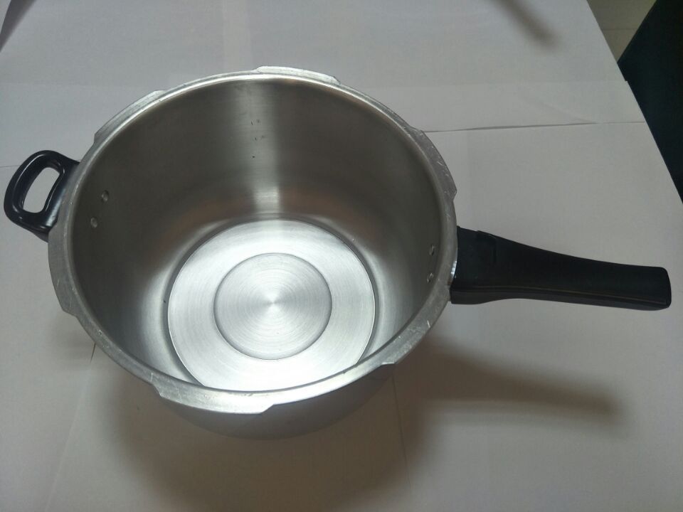 4L High Quality Multifunction Cookware Mirror Polished Pressure Cooker 20cm