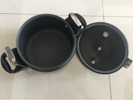 3L High Quality Eco-friendly Aluminum Hard Anodized Pressure Cooker 18cm