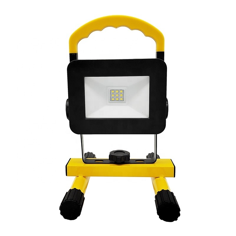 Latest Floodlight 10W SMD Waterproof Rechargeable Portable Led Lawn Lamp with Stand