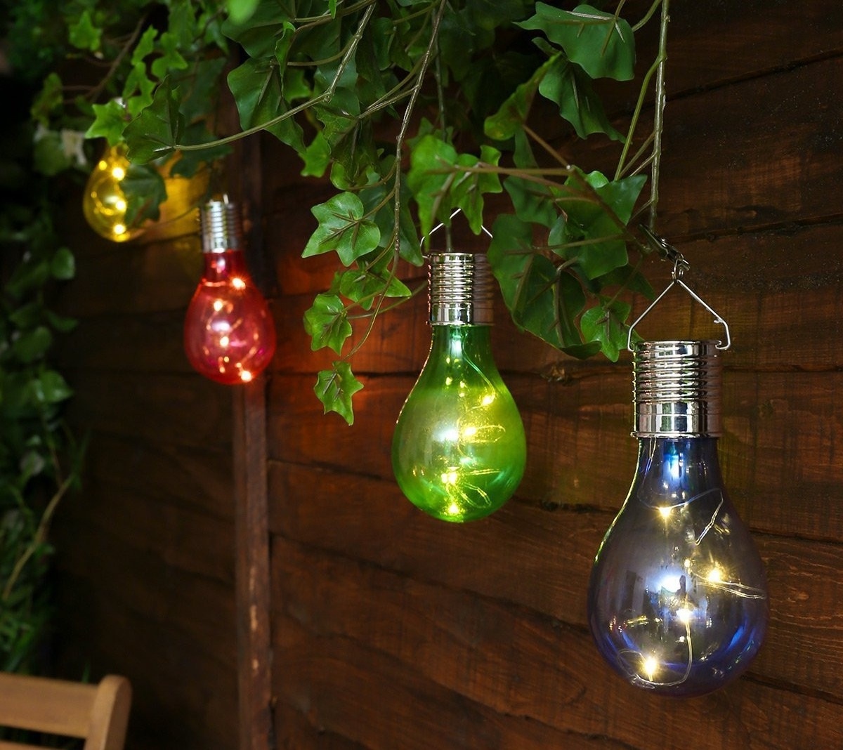 Solar Powered Hanging Light Bulbs Solar Garden Lights LED Outdoor Lighting