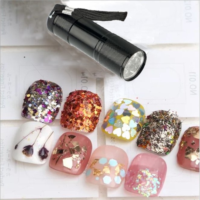 Low Price Portable Tool MIni 395/365nm UV 3AAA LED Flashlight for Money Detect for  Nail Gel Dryer