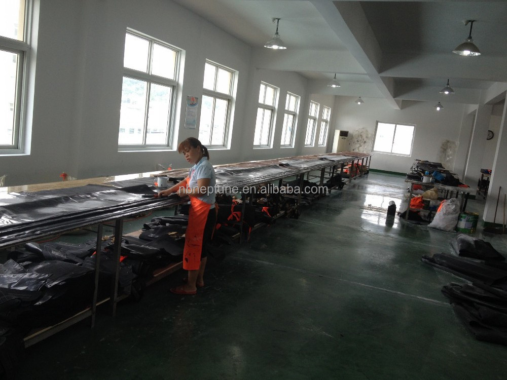 Life Raft for fishing vessels 6 person