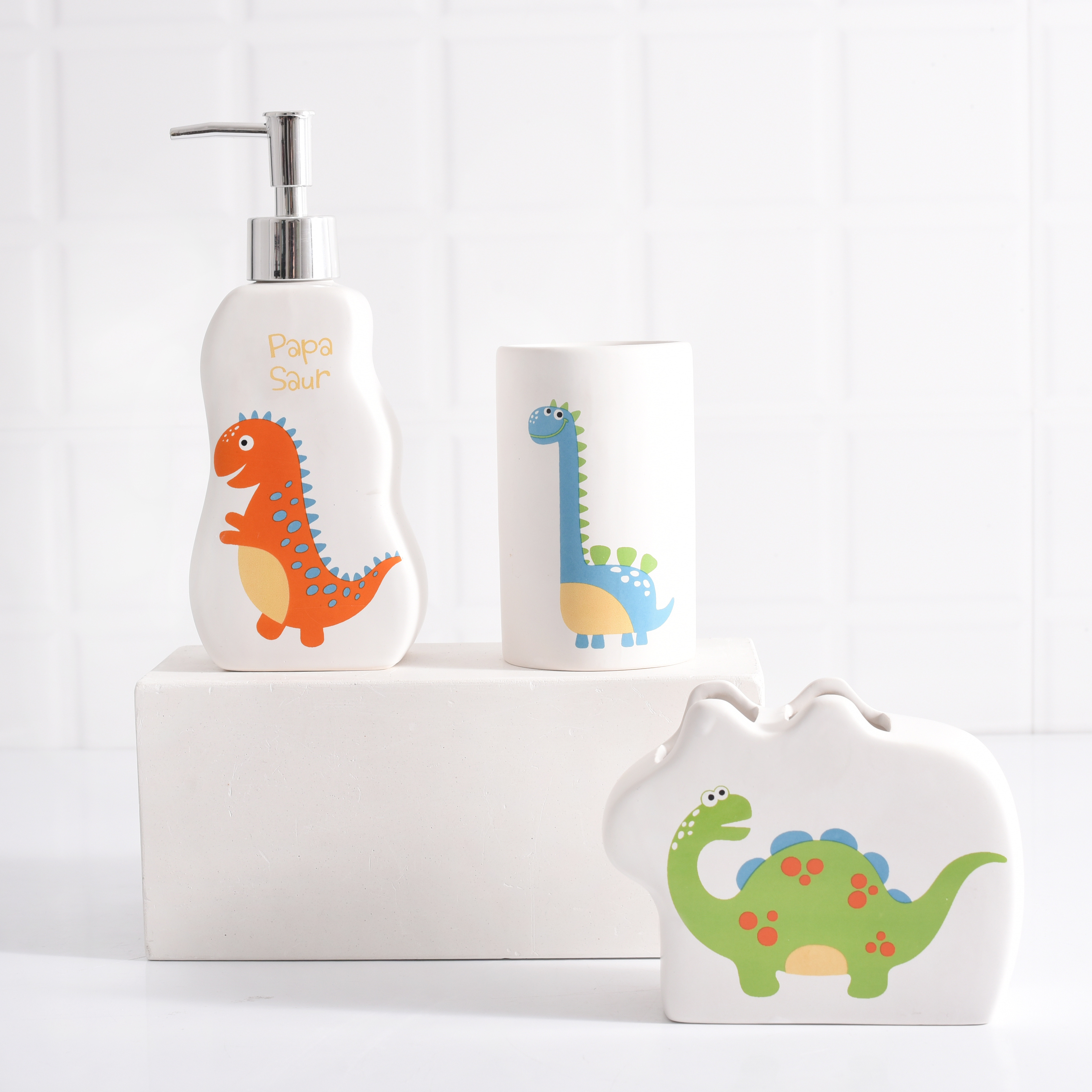 New Funny Design Cartoon baby ceramic bathroom accessories sets for kids Bathroom Products Accessories