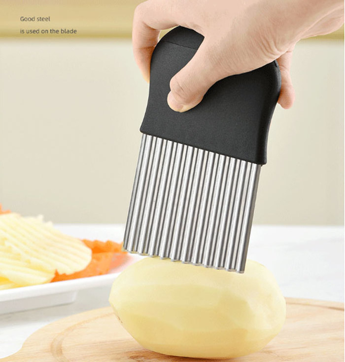 Knife for Fries Vegetable crinkle knife french fry stainless steel potato chip cutter  Fruit  Wavy Chopper Knife